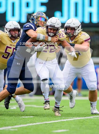 Thumbnail 1 in Pope John XXIII vs. Iona Prep photogallery.