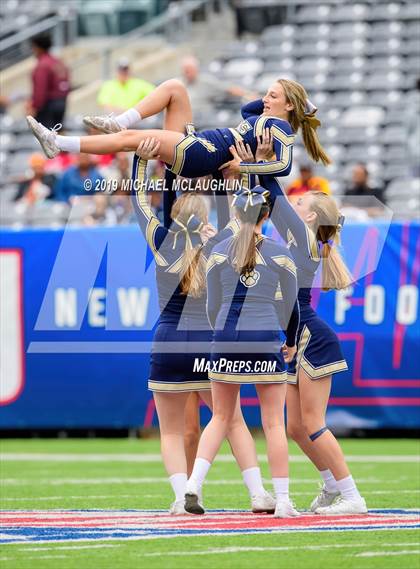 Thumbnail 2 in Pope John XXIII vs. Iona Prep photogallery.