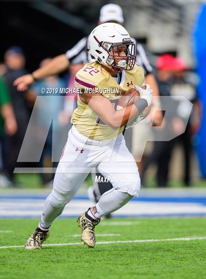 Thumbnail 1 in Pope John XXIII vs. Iona Prep photogallery.