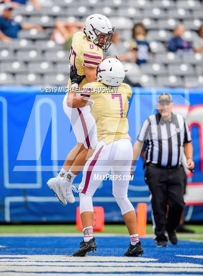 Thumbnail 1 in Pope John XXIII vs. Iona Prep photogallery.