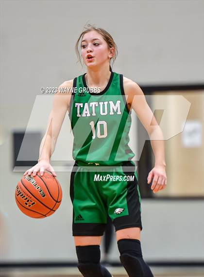 Thumbnail 1 in Chapel Hill vs. Tatum (UIL 3A Area Playoff) photogallery.