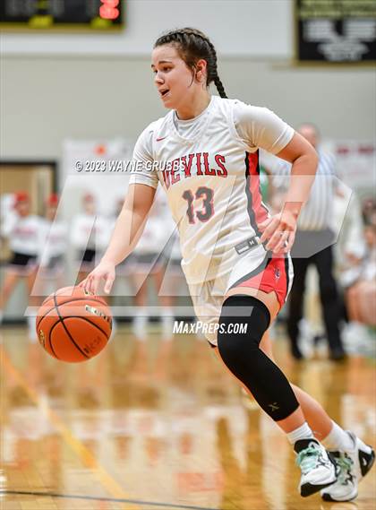 Thumbnail 1 in Chapel Hill vs. Tatum (UIL 3A Area Playoff) photogallery.