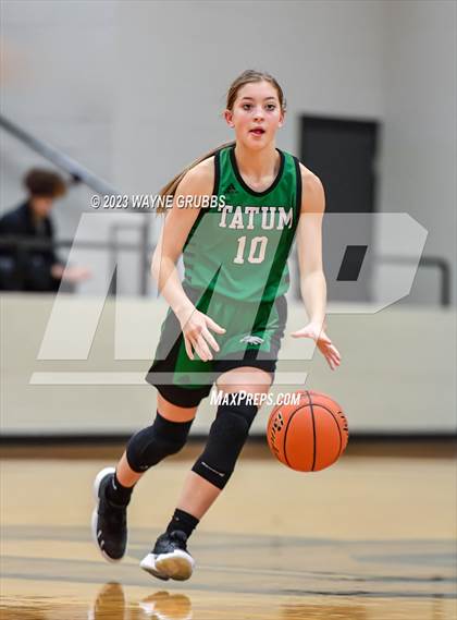 Thumbnail 2 in Chapel Hill vs. Tatum (UIL 3A Area Playoff) photogallery.