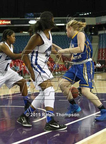 Thumbnail 2 in Ripon Christian vs. Capital Christian (CIF SJS D-5 Final) photogallery.