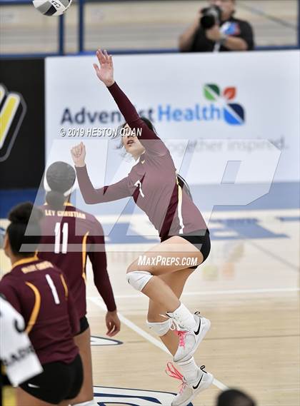 Thumbnail 2 in Norco vs. Valley Christian (CIF-SS D4 Final) photogallery.