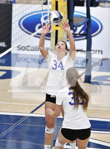 Thumbnail 2 in Norco vs. Valley Christian (CIF-SS D4 Final) photogallery.