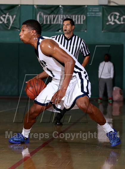 Thumbnail 3 in Rolling Hills Prep vs. Mark Keppel (Paul Pierce Classic)  photogallery.