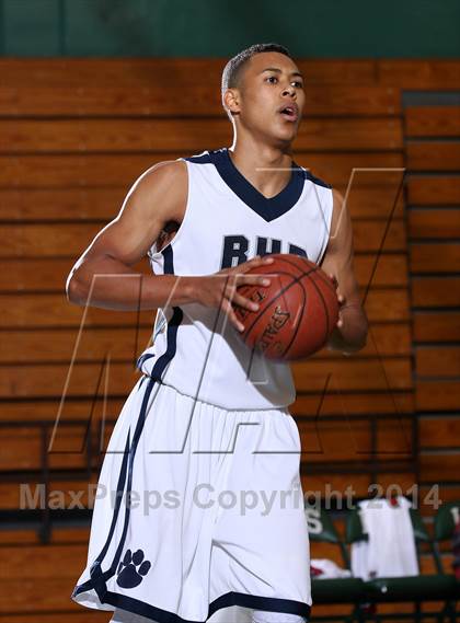 Thumbnail 1 in Rolling Hills Prep vs. Mark Keppel (Paul Pierce Classic)  photogallery.