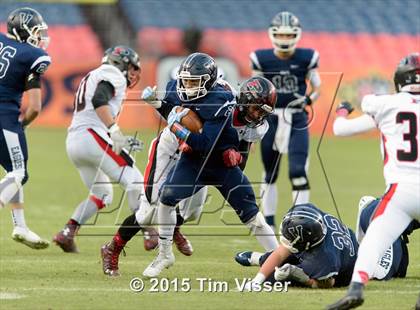 Thumbnail 3 in Pomona vs. Valor Christian (CHSAA 5A Final) photogallery.