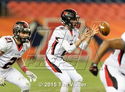 Thumbnail 2 in Pomona vs. Valor Christian (CHSAA 5A Final) photogallery.