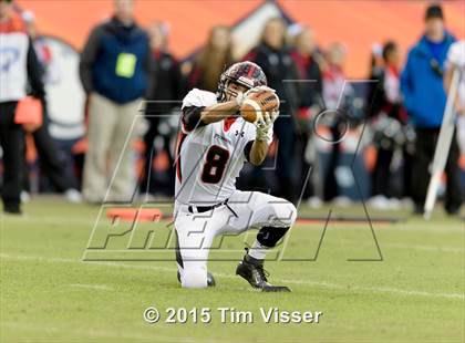 Thumbnail 3 in Pomona vs. Valor Christian (CHSAA 5A Final) photogallery.