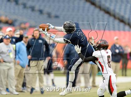 Thumbnail 2 in Pomona vs. Valor Christian (CHSAA 5A Final) photogallery.
