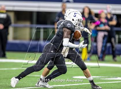 Thumbnail 2 in Boswell vs. Birdville (UIL 5A Bi-District) photogallery.