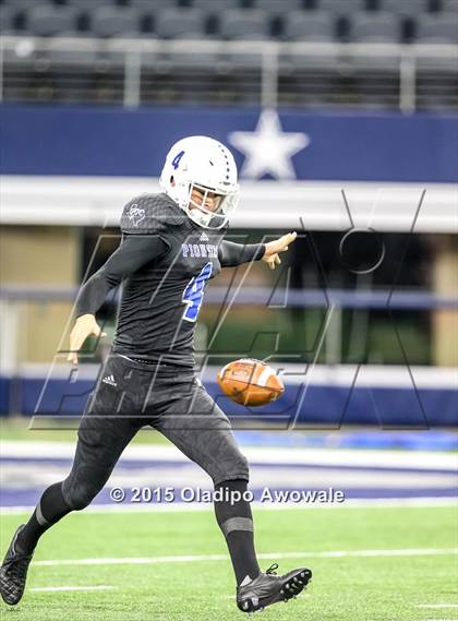 Thumbnail 3 in Boswell vs. Birdville (UIL 5A Bi-District) photogallery.