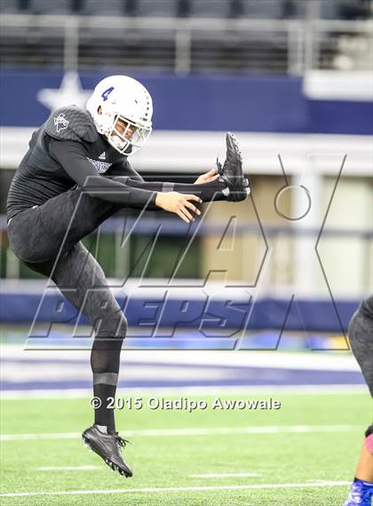 Thumbnail 2 in Boswell vs. Birdville (UIL 5A Bi-District) photogallery.
