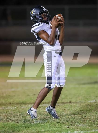 Thumbnail 3 in Foothill @ East Bakersfield photogallery.