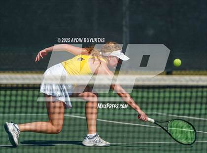 Thumbnail 1 in Highland Park vs Centennial (UIL Regional Quarterfinals) photogallery.