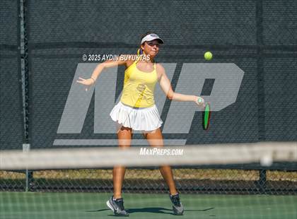 Thumbnail 1 in Highland Park vs Centennial (UIL Regional Quarterfinals) photogallery.