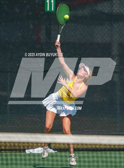 Thumbnail 3 in Highland Park vs Centennial (UIL Regional Quarterfinals) photogallery.