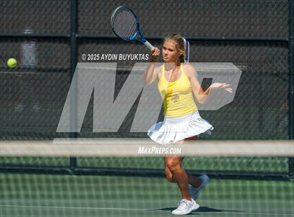 Thumbnail 2 in Highland Park vs Centennial (UIL Regional Quarterfinals) photogallery.