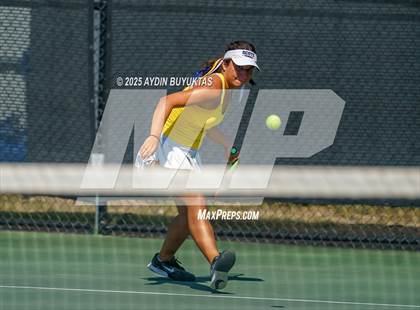 Thumbnail 3 in Highland Park vs Centennial (UIL Regional Quarterfinals) photogallery.
