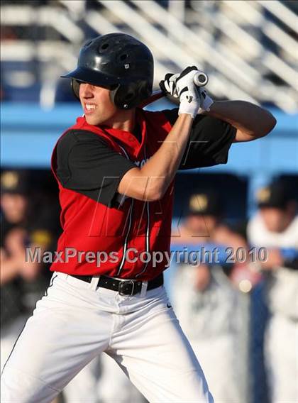 Thumbnail 3 in Clarence vs. McQuaid Jesuit (NYSPHSAA Class AA Quarterfinal) photogallery.