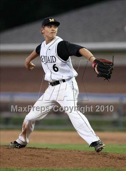 Thumbnail 1 in Clarence vs. McQuaid Jesuit (NYSPHSAA Class AA Quarterfinal) photogallery.
