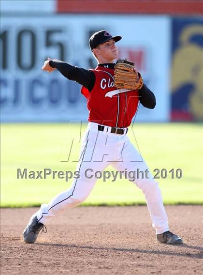 Thumbnail 3 in Clarence vs. McQuaid Jesuit (NYSPHSAA Class AA Quarterfinal) photogallery.