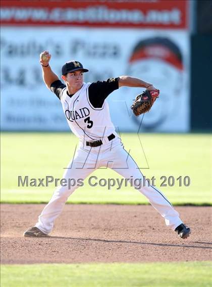 Thumbnail 1 in Clarence vs. McQuaid Jesuit (NYSPHSAA Class AA Quarterfinal) photogallery.