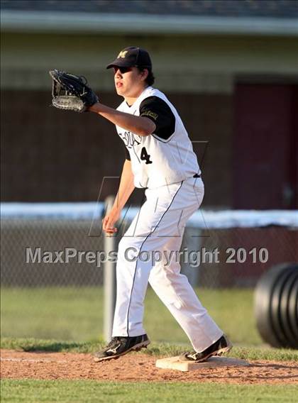 Thumbnail 2 in Clarence vs. McQuaid Jesuit (NYSPHSAA Class AA Quarterfinal) photogallery.