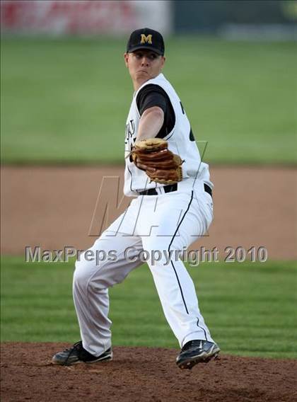 Thumbnail 1 in Clarence vs. McQuaid Jesuit (NYSPHSAA Class AA Quarterfinal) photogallery.