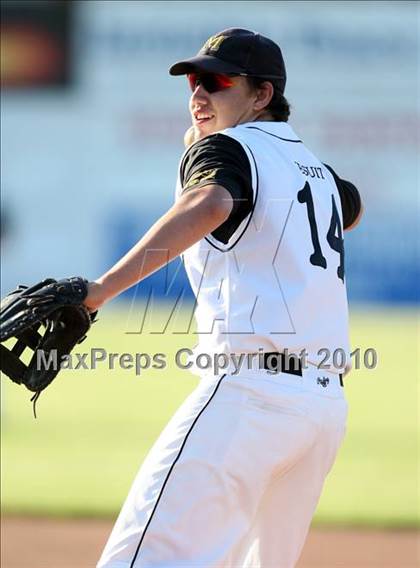 Thumbnail 1 in Clarence vs. McQuaid Jesuit (NYSPHSAA Class AA Quarterfinal) photogallery.
