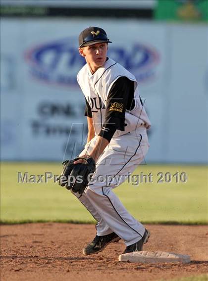 Thumbnail 1 in Clarence vs. McQuaid Jesuit (NYSPHSAA Class AA Quarterfinal) photogallery.
