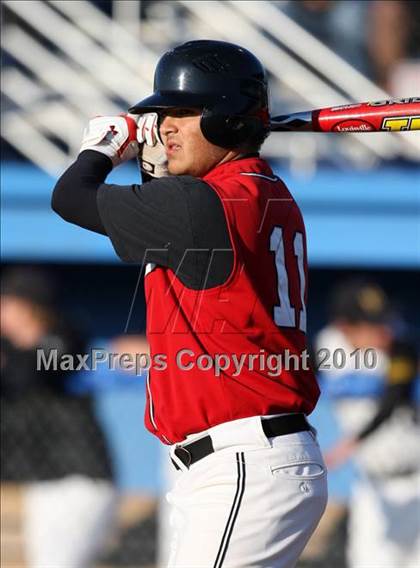 Thumbnail 1 in Clarence vs. McQuaid Jesuit (NYSPHSAA Class AA Quarterfinal) photogallery.