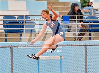 Thumbnail 2 in UC Track Classic (Day 2 Running Events) photogallery.