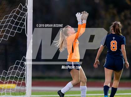 Thumbnail 3 in Bishop Blanchet vs Eastside Catholic (WIAA 3A Round 1) photogallery.
