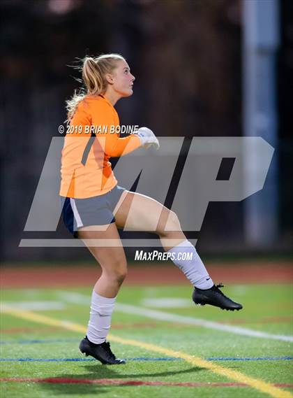 Thumbnail 3 in Bishop Blanchet vs Eastside Catholic (WIAA 3A Round 1) photogallery.