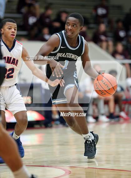 Thumbnail 2 in Brazoswood vs. Lamar (McDonald's Texas Invitational) photogallery.
