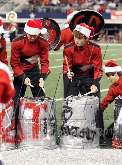 Thumbnail 1 in Katy vs. Cedar Hill (UIL 5A Division 2 Final) photogallery.