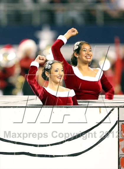 Thumbnail 2 in Katy vs. Cedar Hill (UIL 5A Division 2 Final) photogallery.