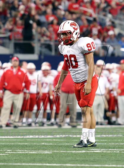 Thumbnail 2 in Katy vs. Cedar Hill (UIL 5A Division 2 Final) photogallery.