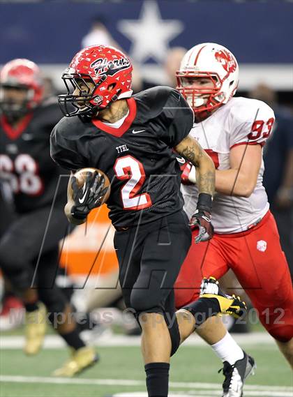 Thumbnail 3 in Katy vs. Cedar Hill (UIL 5A Division 2 Final) photogallery.