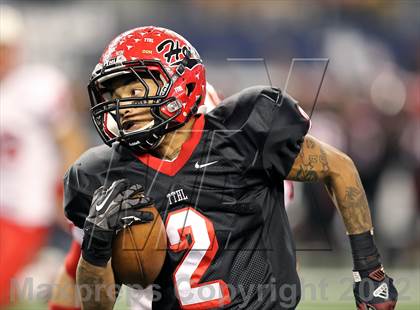 Thumbnail 1 in Katy vs. Cedar Hill (UIL 5A Division 2 Final) photogallery.