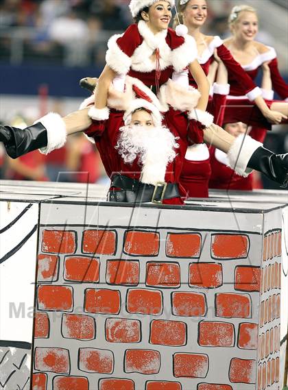 Thumbnail 3 in Katy vs. Cedar Hill (UIL 5A Division 2 Final) photogallery.