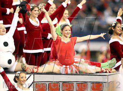 Thumbnail 2 in Katy vs. Cedar Hill (UIL 5A Division 2 Final) photogallery.