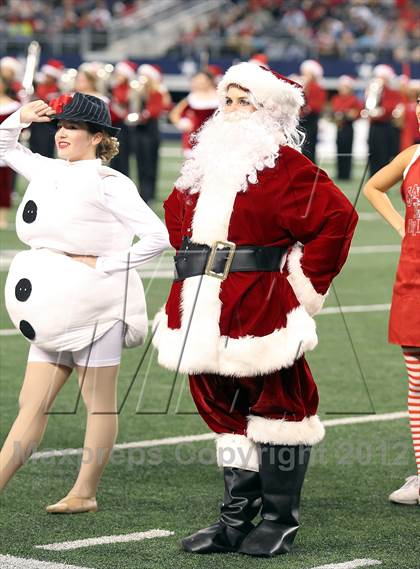 Thumbnail 3 in Katy vs. Cedar Hill (UIL 5A Division 2 Final) photogallery.
