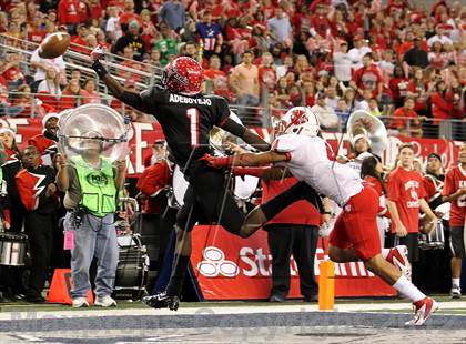 Thumbnail 3 in Katy vs. Cedar Hill (UIL 5A Division 2 Final) photogallery.