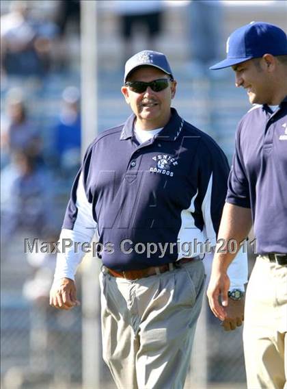Thumbnail 3 in Harvard-Westlake @ Venice (Freshman) photogallery.