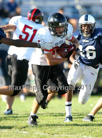 Thumbnail 2 in Harvard-Westlake @ Venice (Freshman) photogallery.
