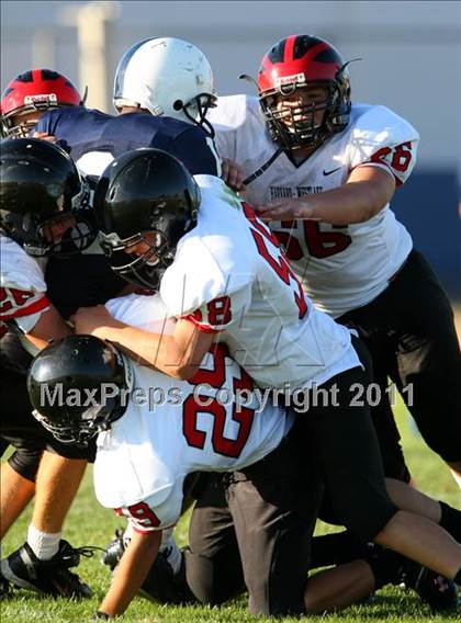 Thumbnail 2 in Harvard-Westlake @ Venice (Freshman) photogallery.
